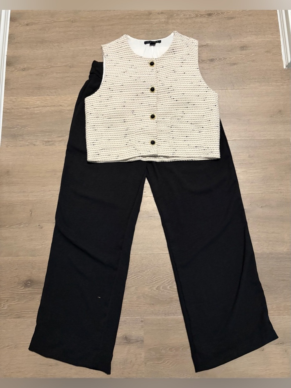 Chic Black and Cream Pantsuit